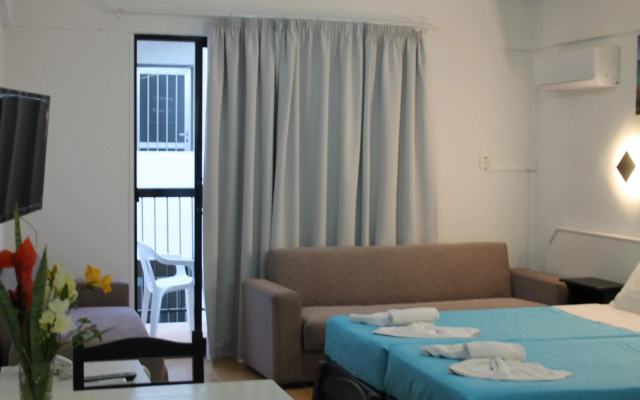 A. Maos Hotel Apartments