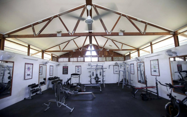 Madang Lodge Hotel