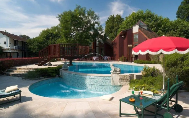 Hôtellerie du Bas-Bréau