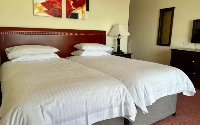 Sandringham Hotel