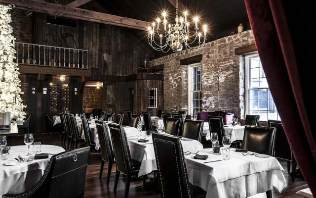 Old Stone Inn Boutique Hotel