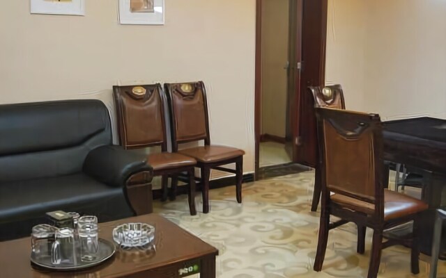 Jingyun Business Hotel