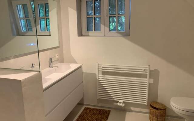 Charming Home w/ Garden