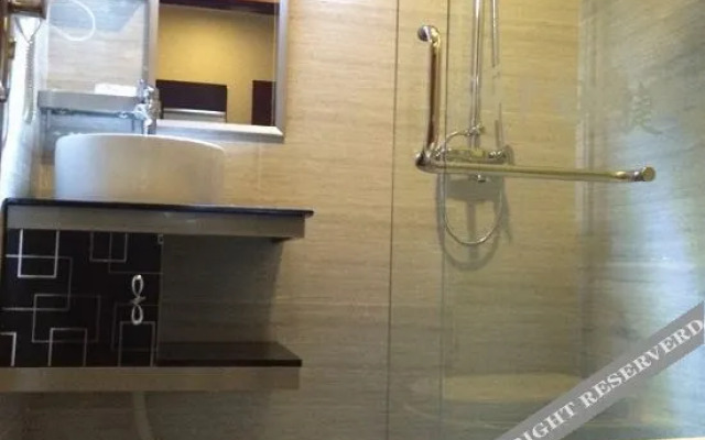 Wuhan 6+1 Express Hotel