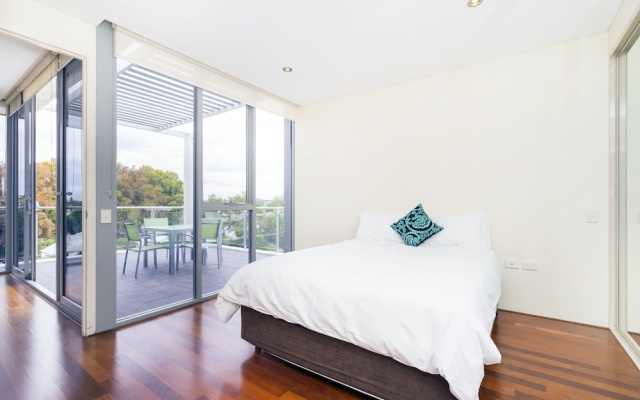 Luxury Modern Double Ensuite Apartment – Guest Rooms – Perth