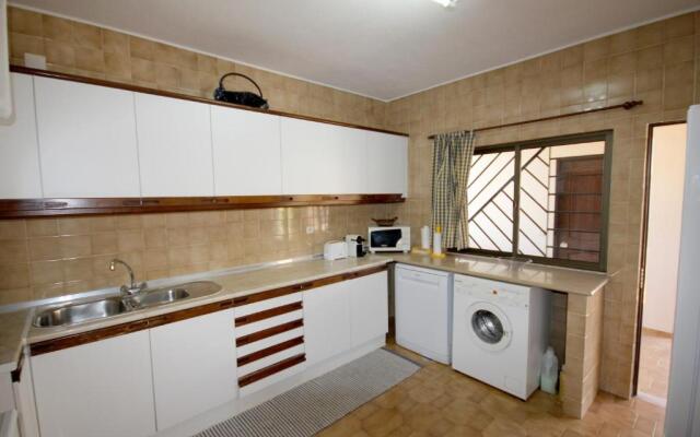 Apartment on the beach Dona Ana by amcf