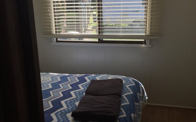 Hillcrest Tourist Park Cabin