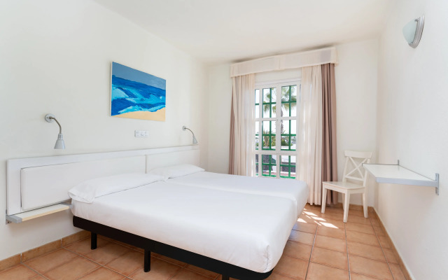 Apartamentos LIVVO Las Gaviotas