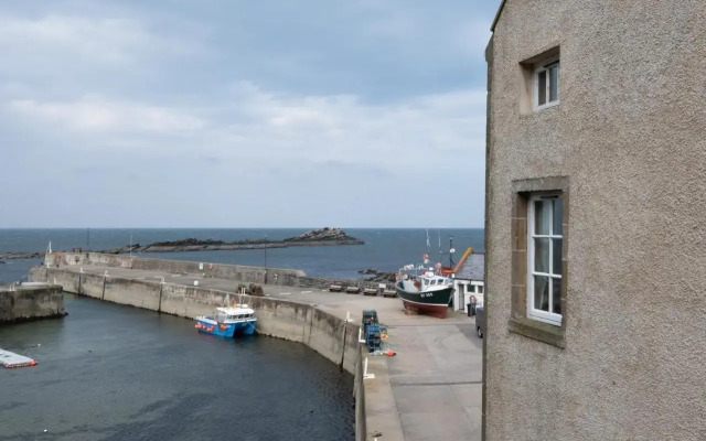 The Blue Hoose