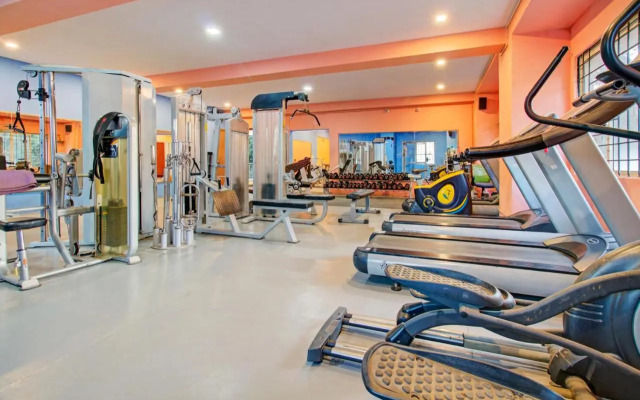 OYO Flagship 80593 Rk Club House