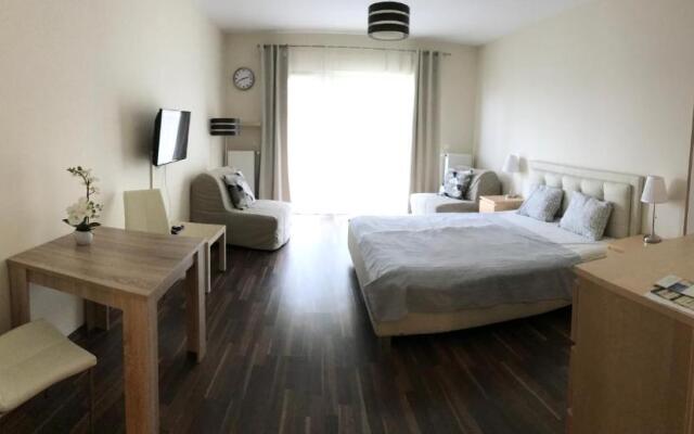 Lake and Spa Apartman