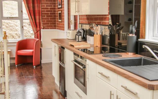 Ragleth Place Lodge