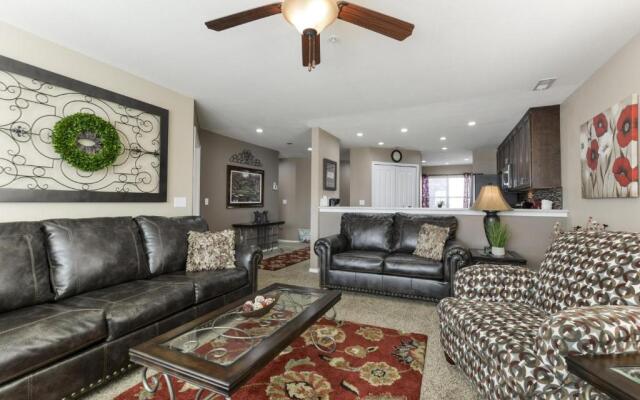 Little House on the Fairway