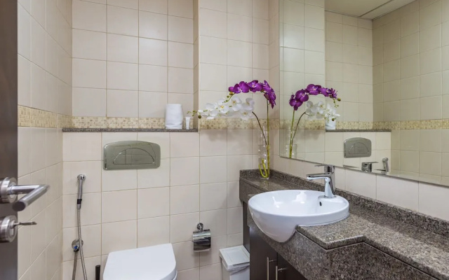 Bay Central-West Tower by Deluxe Holiday Homes