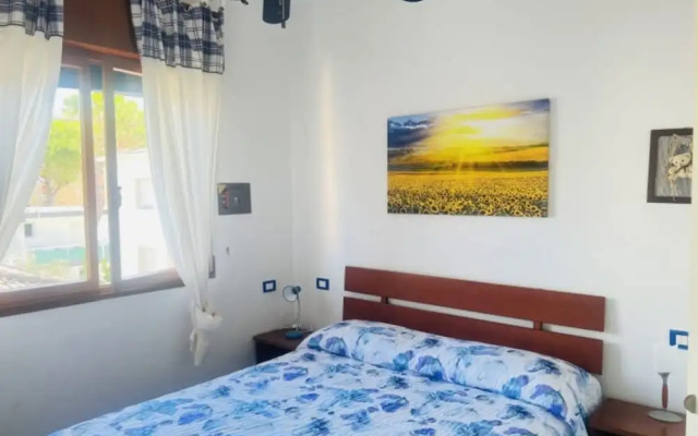 Sunny Apartment With Balcony-beahost