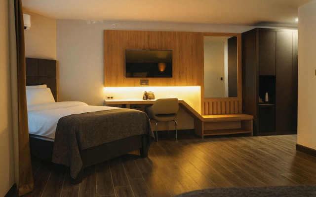 Rest by Dedeman Sapanca