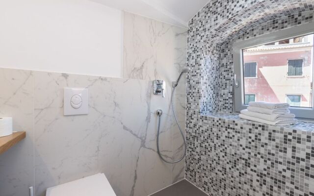 The View Apartment Old Town by Irundo