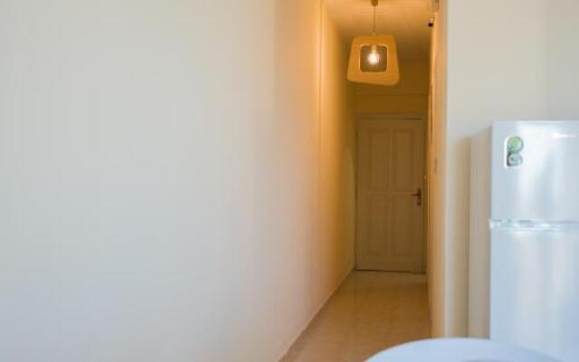 Golden Sun Apartments