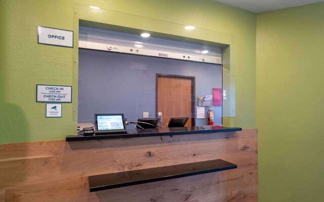 Extended Stay America Select Suites - Panama City - Callaway