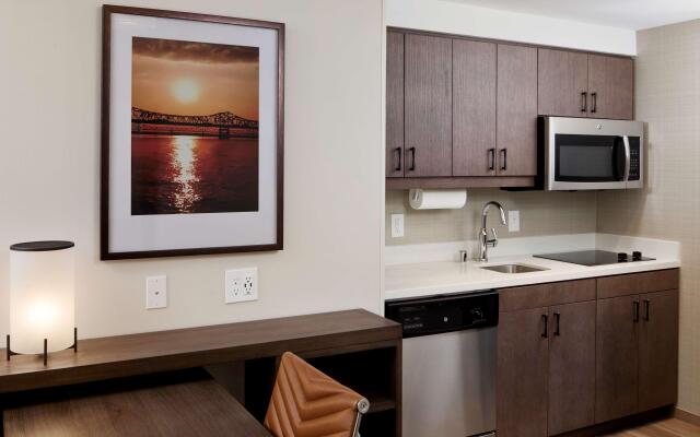 Homewood Suites by Hilton Louisville Downtown, KY