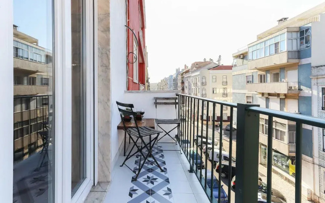 Campo Ourique Duplex by Homing