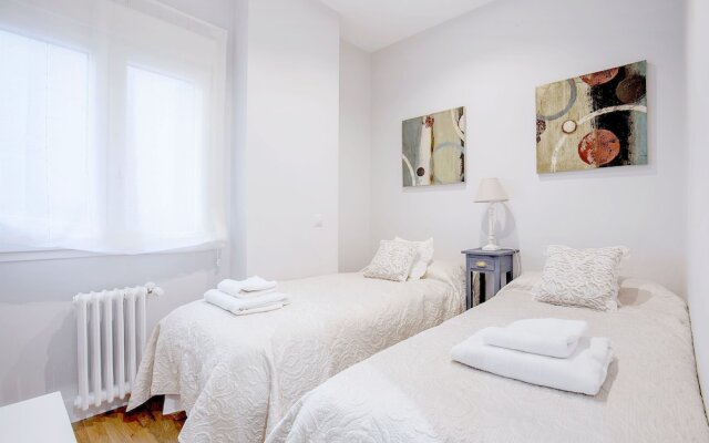 Bright 2 Bd Apart In Front Of Retiro Park. Retiro Ii