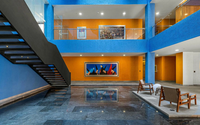 Cleviá, San Miguel de Allende, Autograph Collection