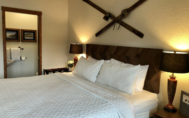 A Bear and Bison Inn