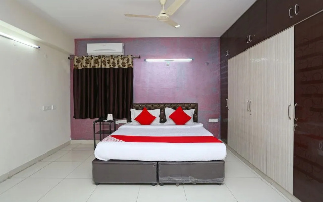 OYO 8587 Dwell Suites