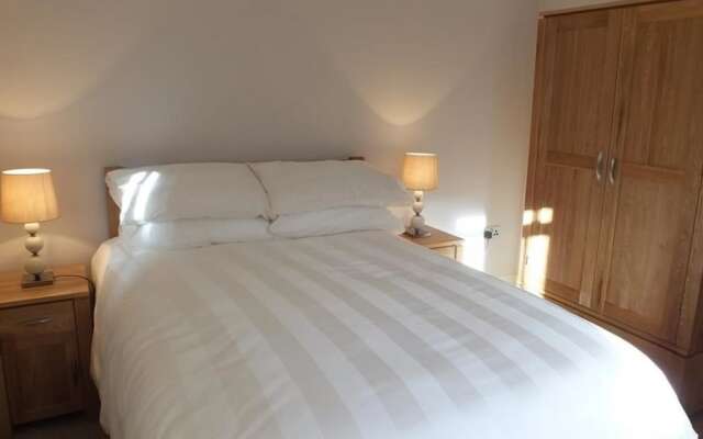 Spetchley House 4