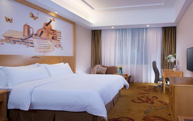Vienna Hotel (Guangzhou Conghua Huanshi East Road Jiangpu)