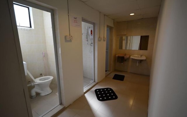 Submarine Guest House Central Market - Hostel