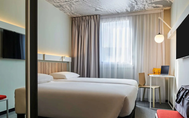 Ibis Montlhery Paris Sud