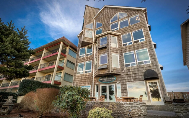 Seaside Oceanfront Inn