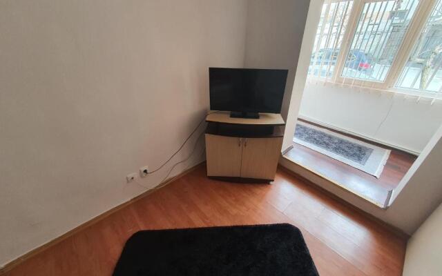 Apartament Parter 3 Strada Rozelor