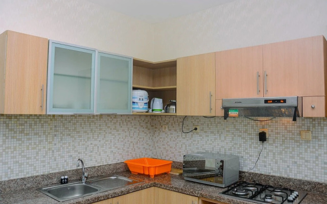 Exclusive 2Br The Bellezza Apartment With City View