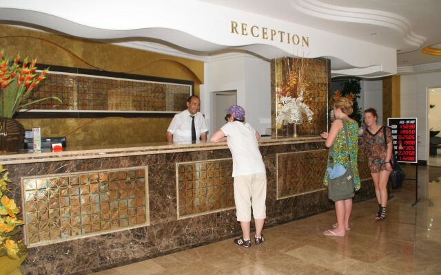 Отель Kleopatra Ada