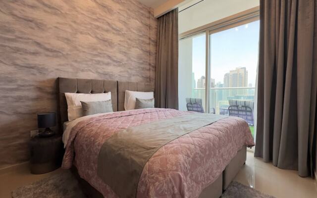 Mh - 1 Bhk Burj View - Vera2420