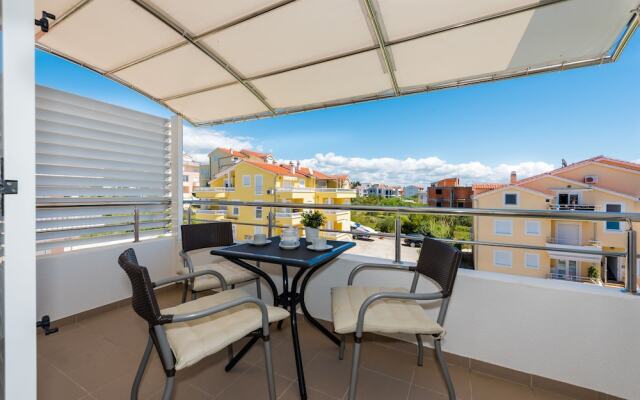 Apartments Arausa with Pool