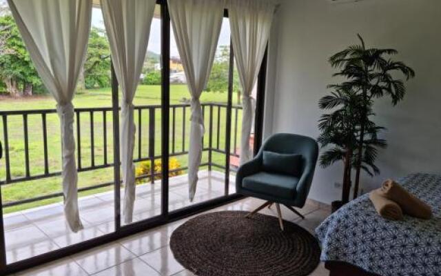 Izu Place Cabinas Las Orquideas