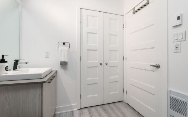 Stunning 2BR on Plateau Mont-Royal