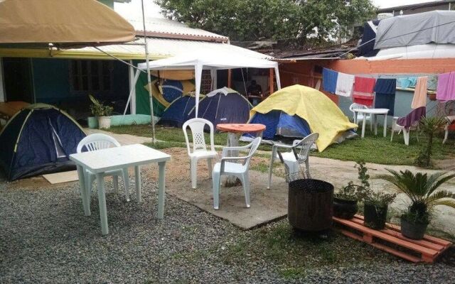 Hostel Camping BC