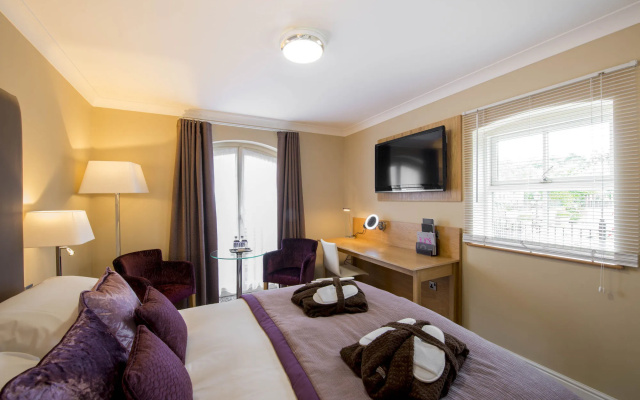Lion Quays Hotel & Spa