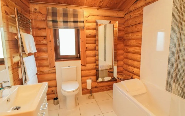 Roseberry Lodge 3
