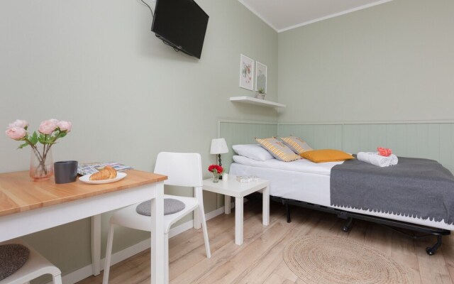 Warsaw Studio Woronicza by Renters