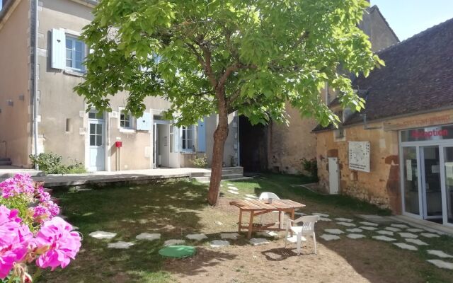 L'auberge de Treigny - Hostel
