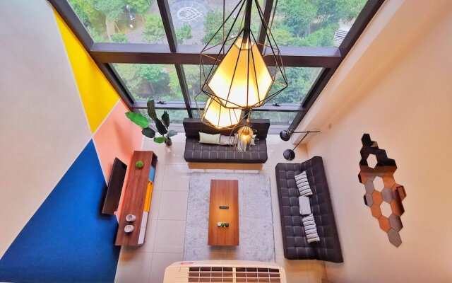 Eminent Suite at ICON City