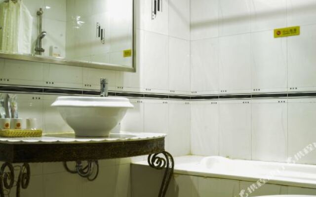 Green Tree Inn Zhuhai Jida Hotel