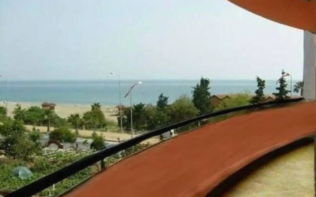 Seasons Hotel