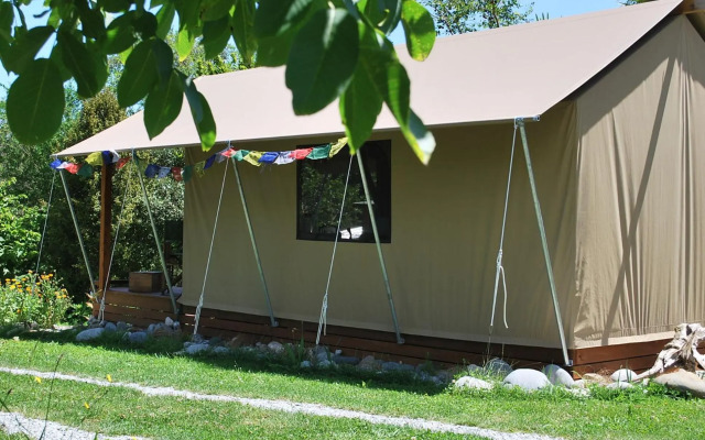 Omarama Oasis - Permaculture Glamping